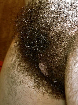 uncompromisingly very hairy pussy pics